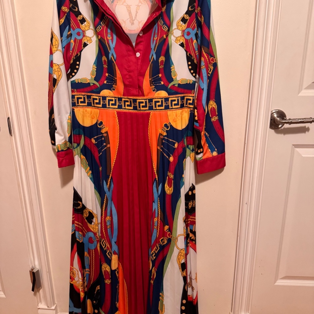 Dress - Picture 2 of 3